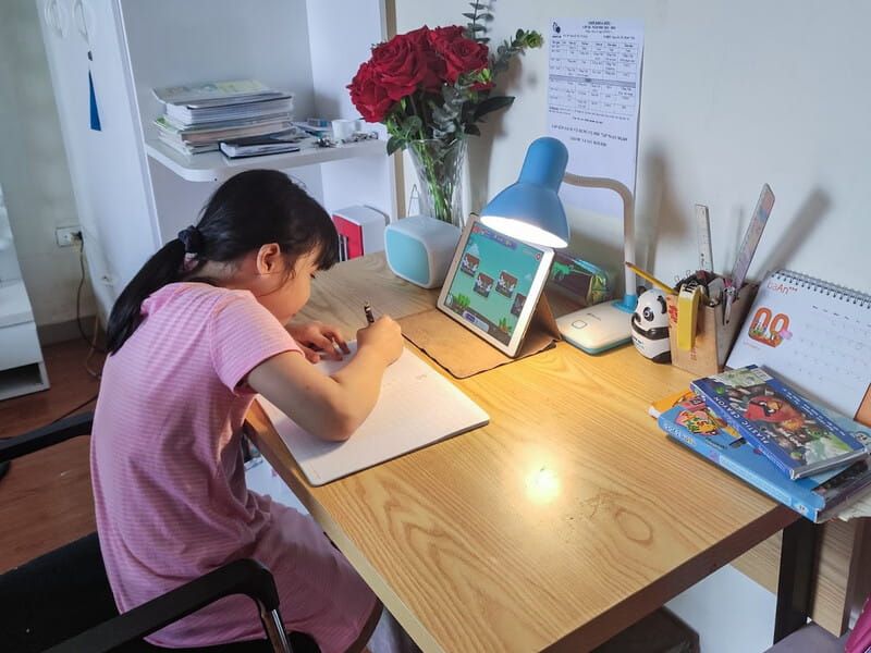 cong vẹo cột sống học đường