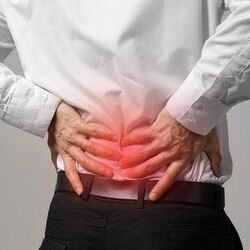 Cong Vẹo Cột Sống Ở Người Lớn - Nguyên Nhân, Triệu Chứng Và Cách Điều Trị Phù Hợp