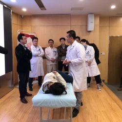 Phương pháp chữa Cong vẹo cột sống hiệu quả tại Bones and Beyond