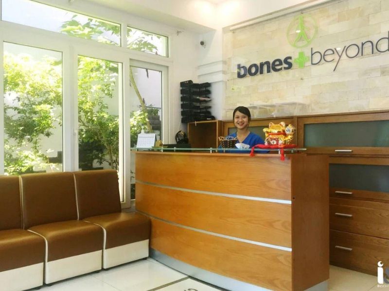 Khi Nào Nên Thăm Khám Cột Sống Tại Bones And Beyond?