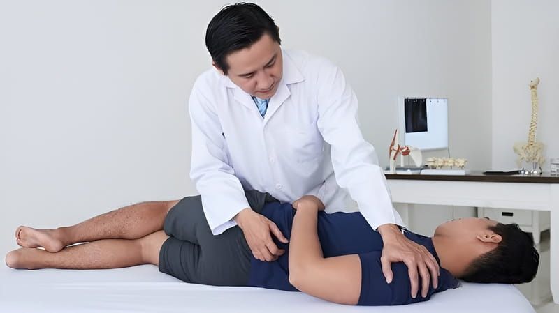 Phân Biệt Chiropractic Và Vật Lý Trị Liệu