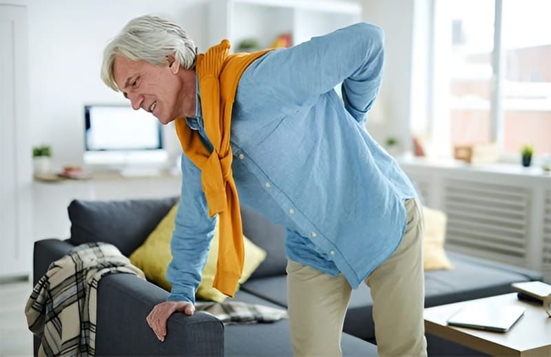 Nguyên Nhân Gốc Rễ Gây Vẹo Cột Sống Thoái Hóa Ở Người Cao Tuổi